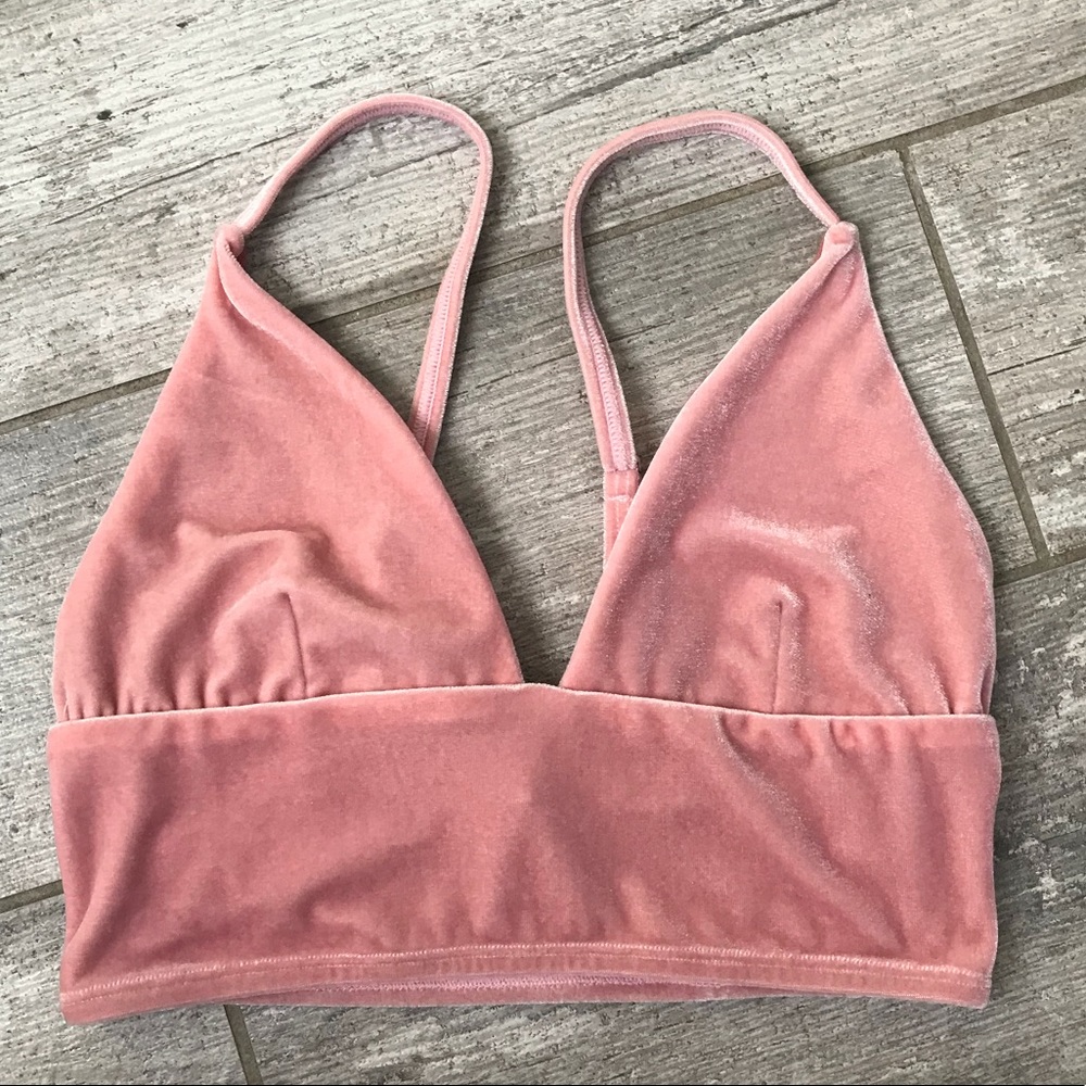 ๐ฅ๐ฅSPIRITUAL GANGSTER - VELVET SPORTS BRA๐ฅ๐ฅ - Picture 2 of 3